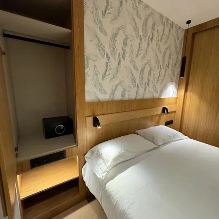 Moderno Costa 49 2-d Apartament *